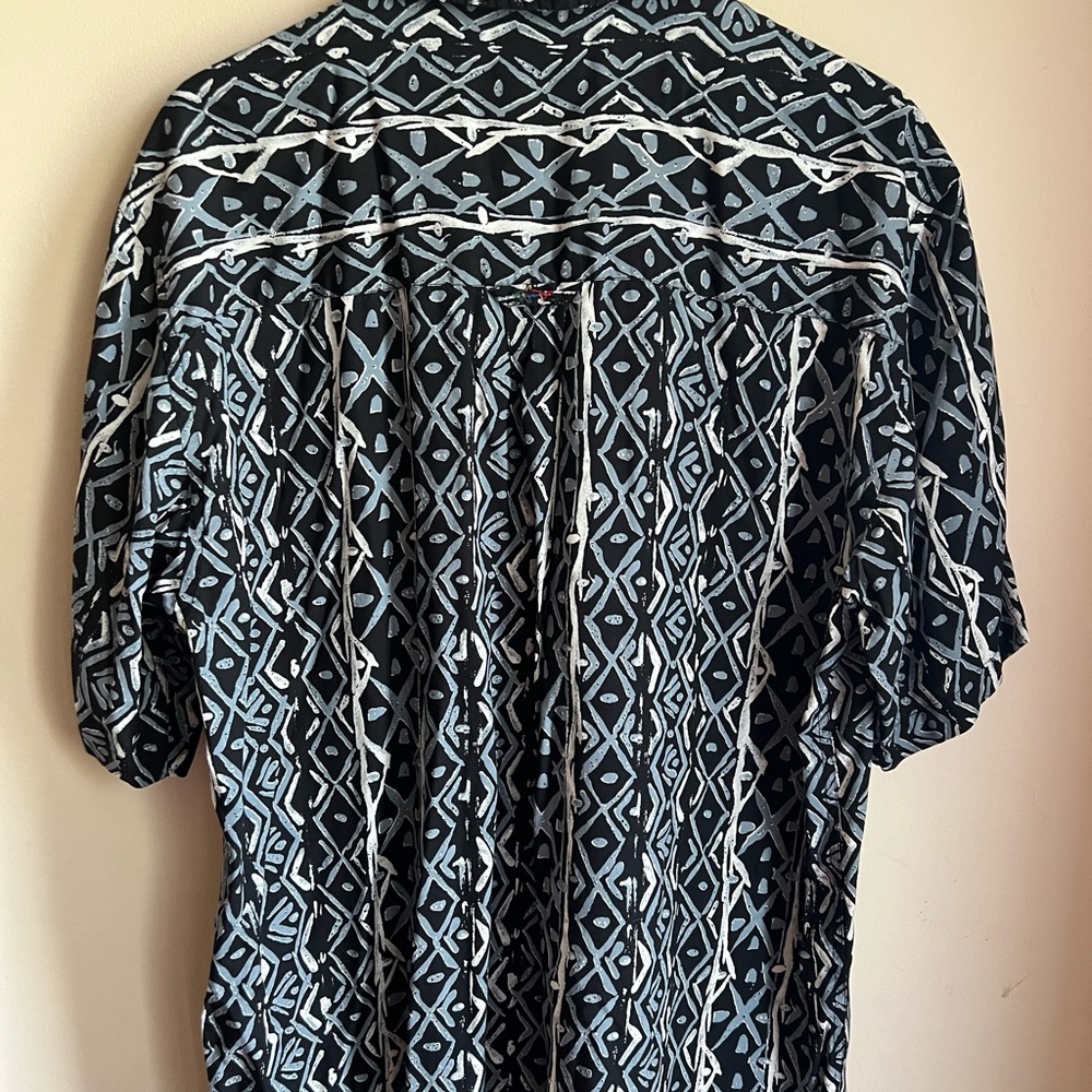 Greg Norman Collection Hawaiian Button Down Shirt, Men’s Large, Rayon. Floral - Picture 10 of 10